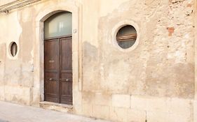 Darsena Sunset Suites By Wonderful Italy